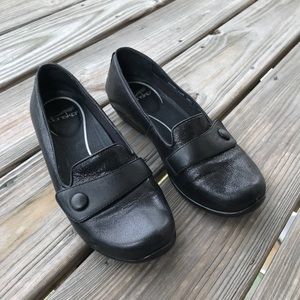 Dansko shoes size 38 Black Slip On Loafers